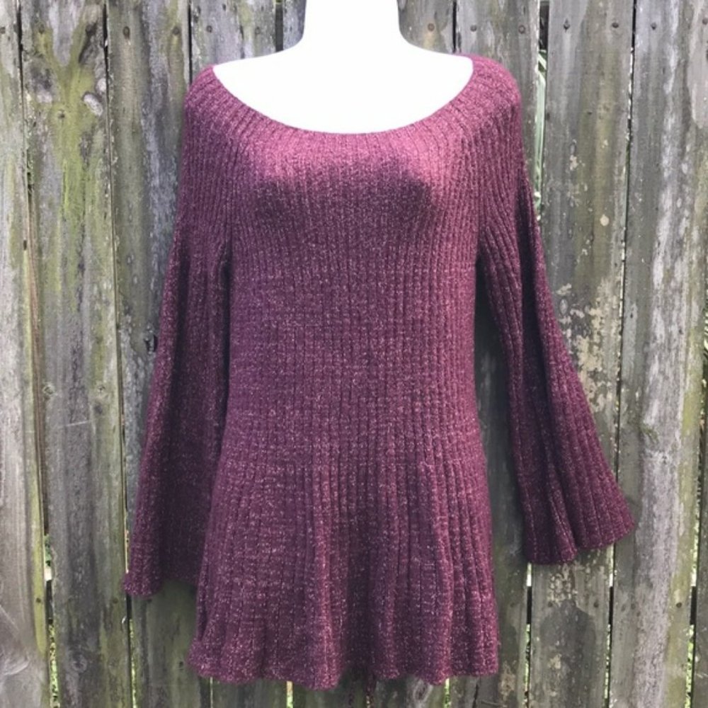 Lauren Conrad Lace Back Bell Sleeve & Bottom Sweater w/Gold Shimmer Thre…